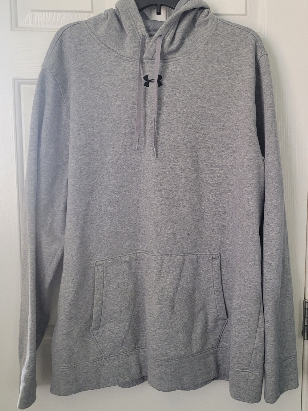 Under Armour Men's Gray Hoodie And Jogger Set